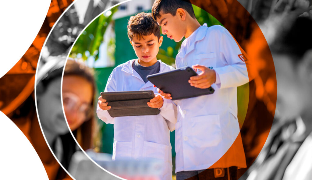 In questo webinar ci focalizzeremo sui processi da presidiare per un’efficace elaborazione delle proposte progettuali relative alle azioni next generation classrooms e next generation labs.